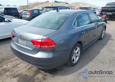 2013 Volkswagen Passat 2.5L Se from USA, damaged, VIN 1VWBP7A3XDC010445